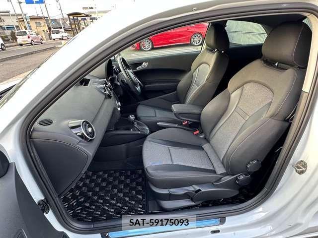 Audi A1 2013-09 317834-14