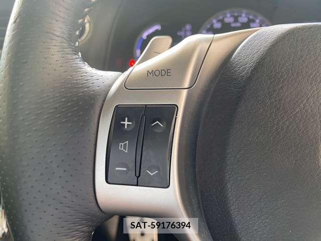 Lexus CT 2011-07 353917-12