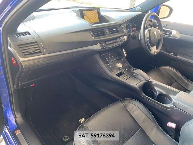 Lexus CT 2011-07 353917-5