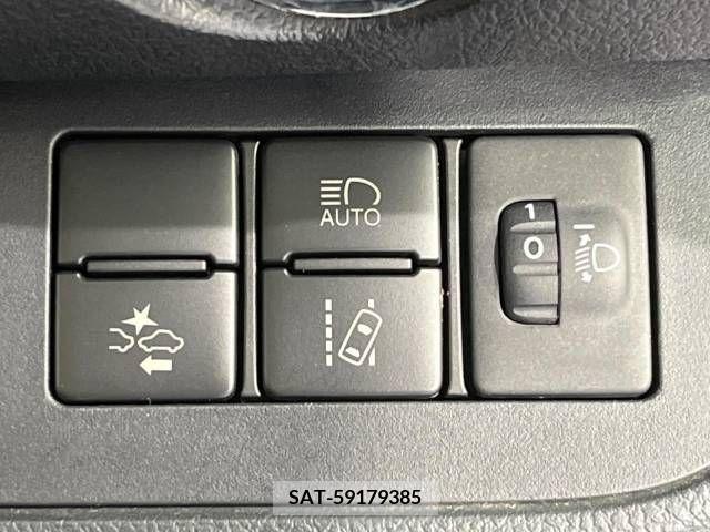 Toyota SIENTA 2019-08 285075-6