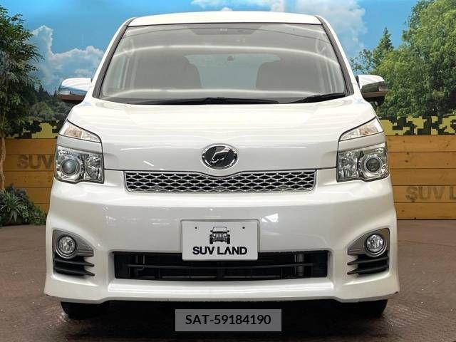 Toyota VOXY 2012-05 381164-15