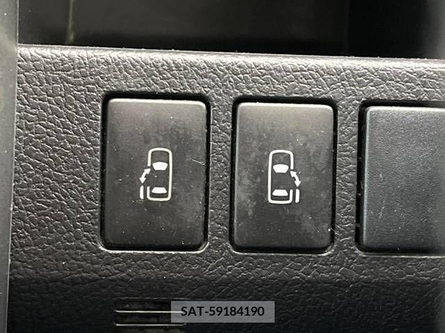 Toyota VOXY 2012-05 381164-5