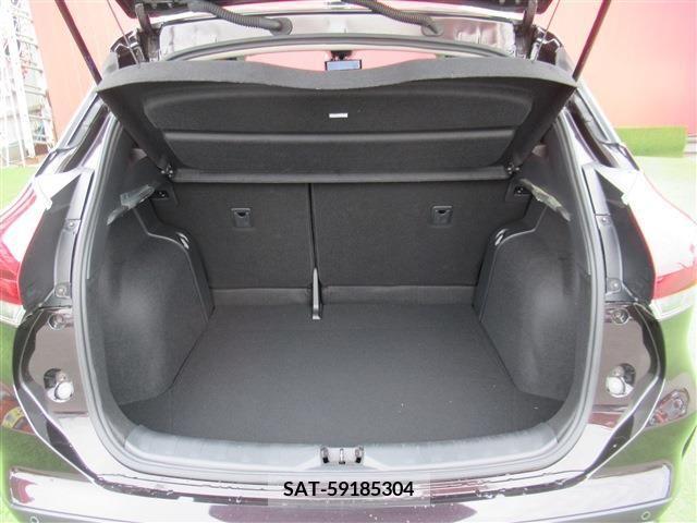 Nissan KICKS 2021-06 274089-7