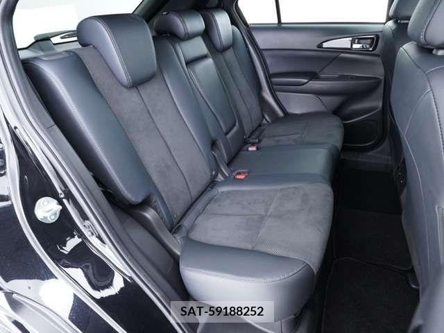 Mitsubishi ECLIPSE CROSS 2023-06 382397-6