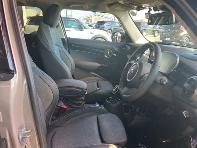 Bmw MINI 2023-03 186635-17