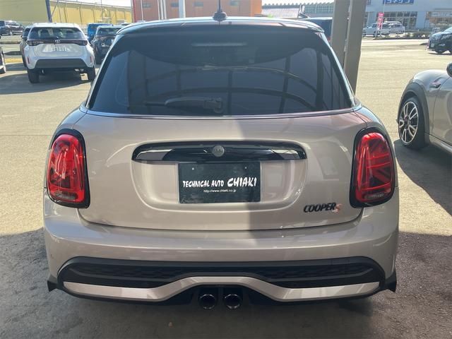 Bmw MINI 2023-03 186635-3