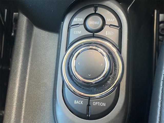 Bmw MINI 2023-03 186635-16