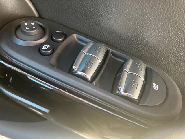 Bmw MINI 2023-03 186635-11