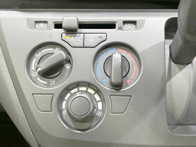 Nissan DAYZ 2022-01 8989-5
