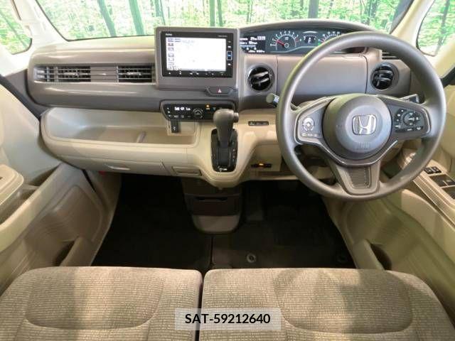 Honda N BOX 2019-05 380311-1