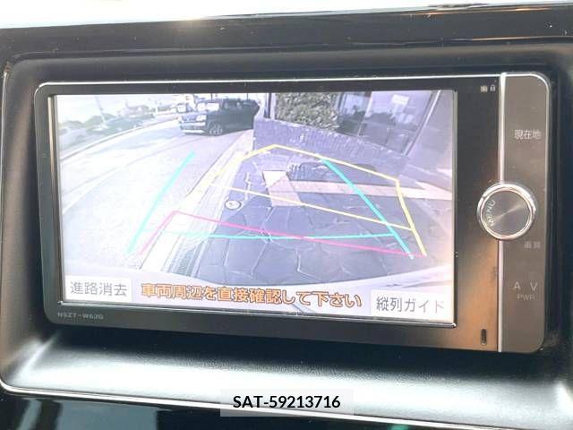 Toyota VOXY 2014-01 370476-3