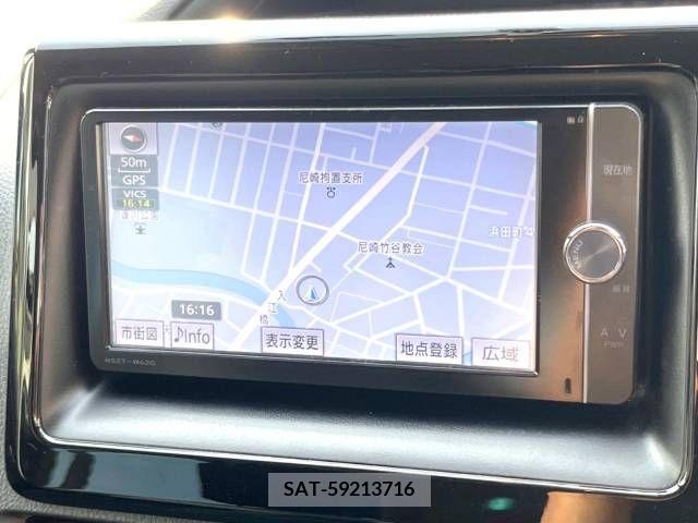 Toyota VOXY 2014-01 370476-2