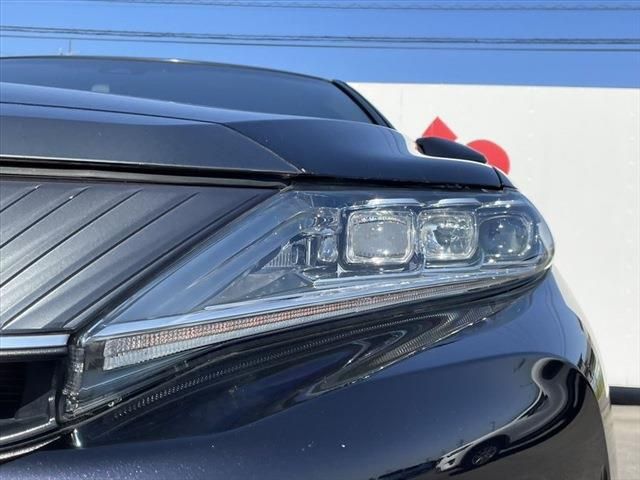 Toyota HARRIER 2018-12 14422-8