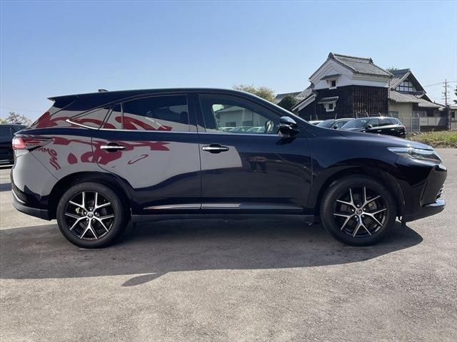 Toyota HARRIER 2018-12 14422-3