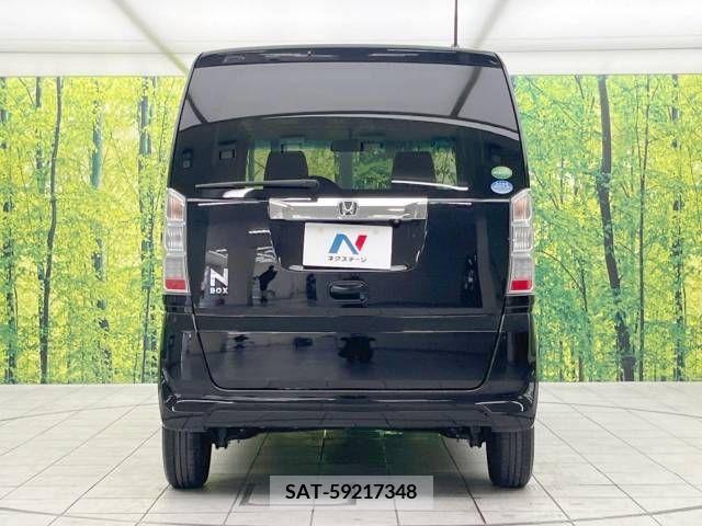 Honda N BOX 2016-04 306646-12
