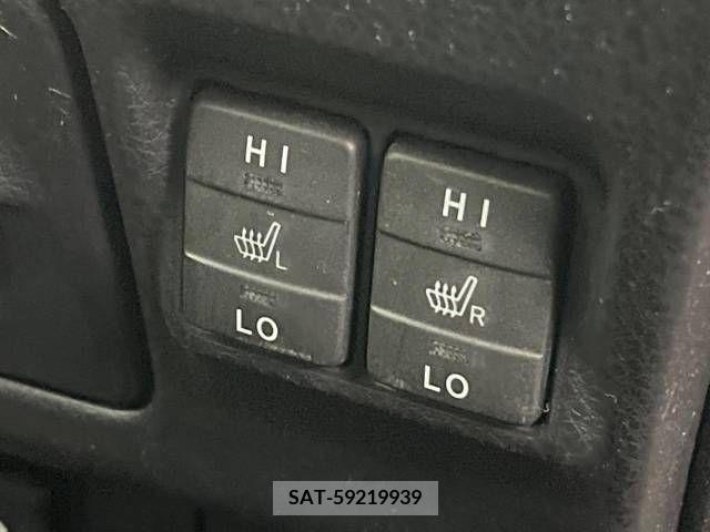 Toyota ESQUIRE 2019-03 216774-7