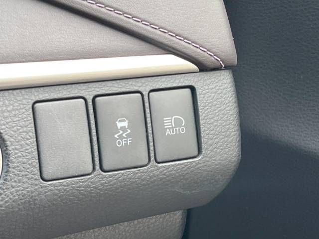 Toyota HARRIER 2015-09 189139-9