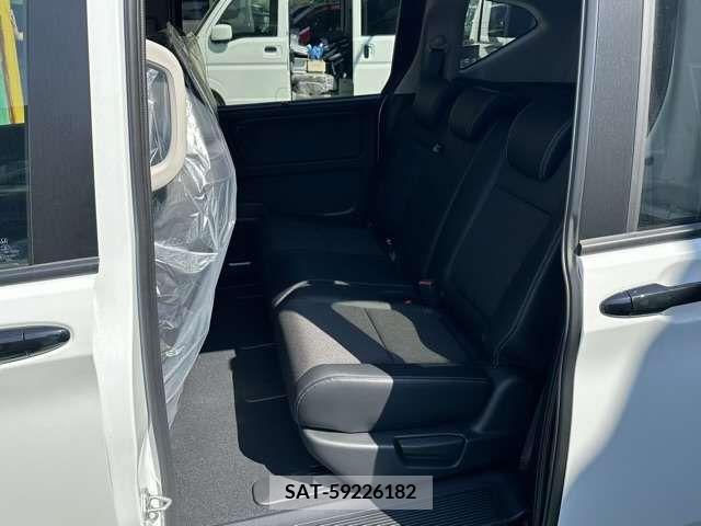 Honda FREED 2024-05 302960-3