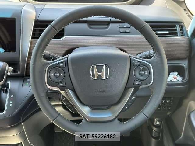 Honda FREED 2024-05 302960-5