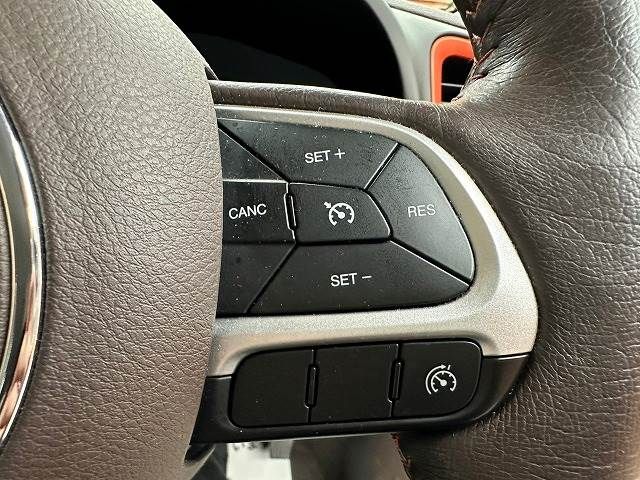 Jeep RENEGADE 2015-09 16512-4
