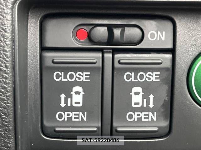 Honda ODYSSEY 2016-04 243271-2