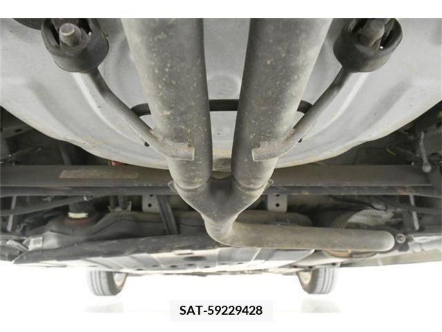 Toyota IQ 2012-10 361864-7