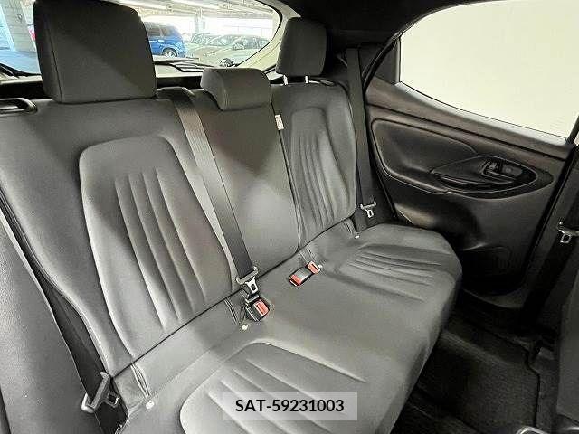 Toyota YARIS 2020-03 371420-5