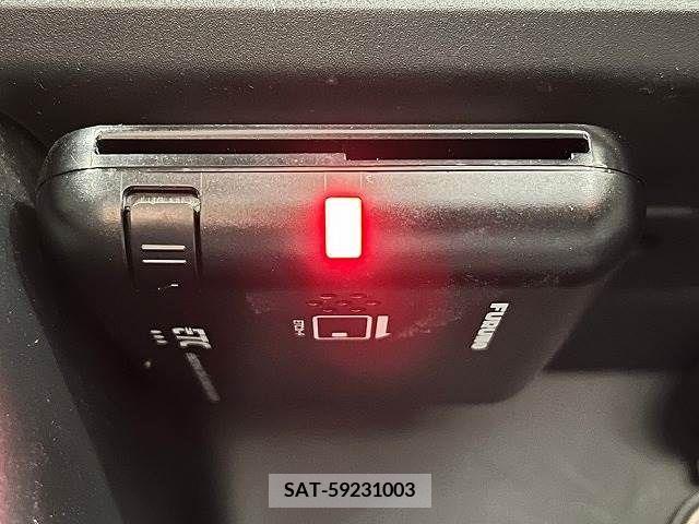 Toyota YARIS 2020-03 371420-10