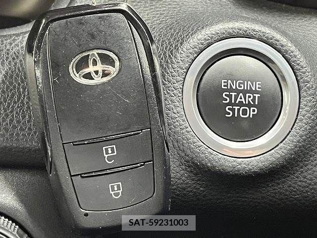 Toyota YARIS 2020-03 371420-11