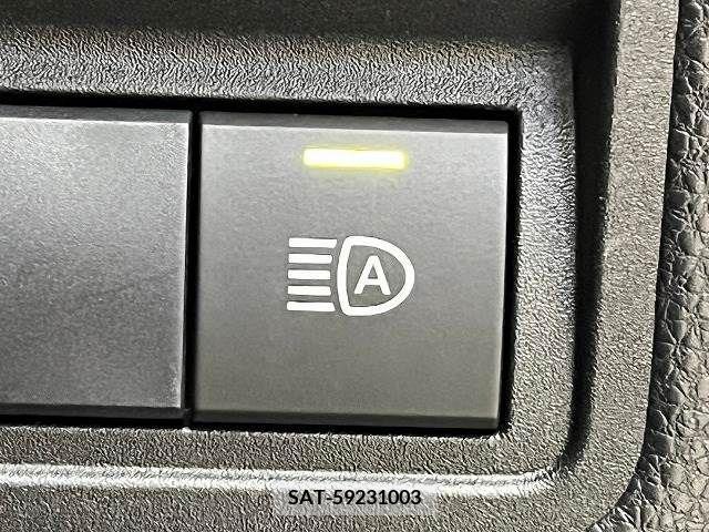 Toyota YARIS 2020-03 371420-7