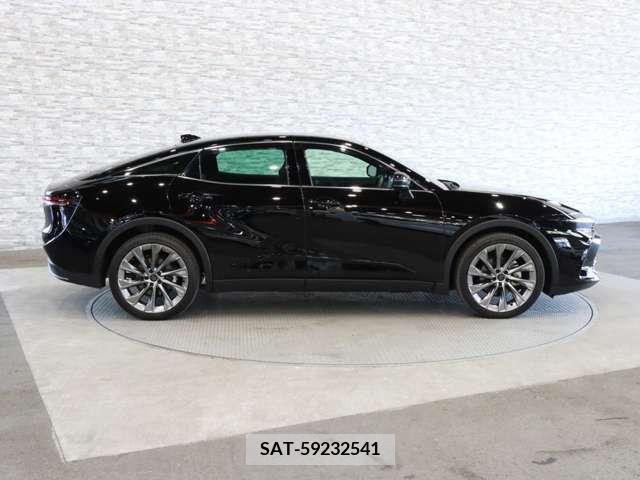 Toyota CROWN 2022-10 229126-11