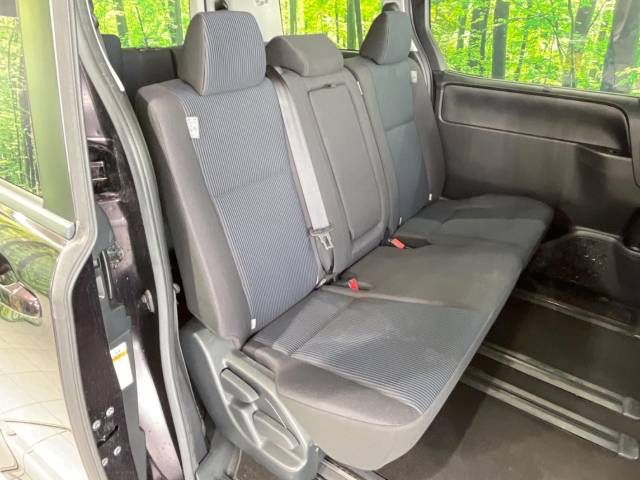 Toyota NOAH 2019-10 16959-9