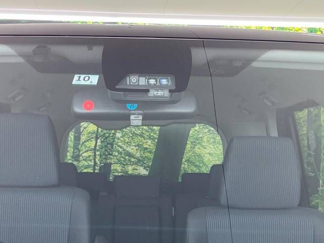 Toyota NOAH 2019-10 16959-2