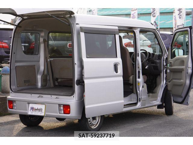 Suzuki EVERY 2017-02 232595-3