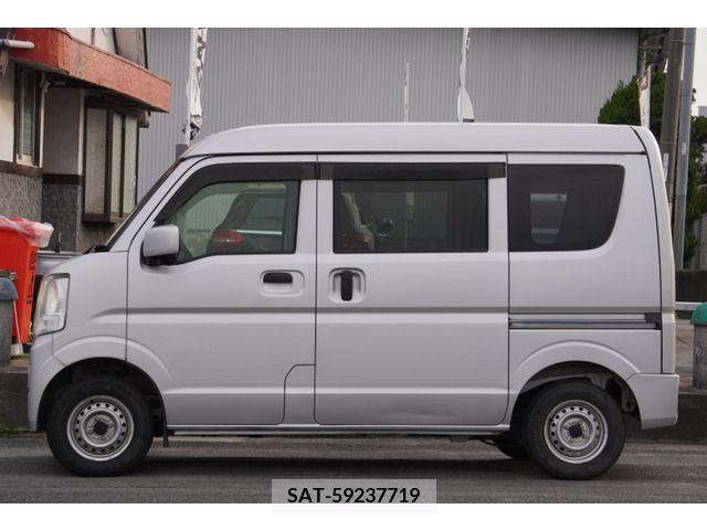Suzuki EVERY 2017-02 232595-8