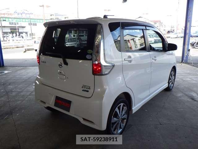 Nissan DAYZ 2013-12 218224-4