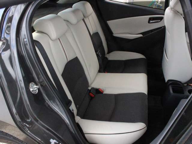 Mazda DEMIO 2018-09 15362-10