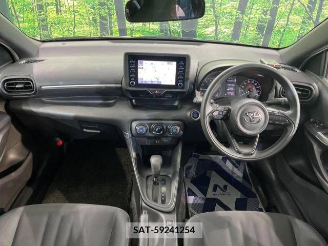 Toyota YARIS 2022-03 351702-1