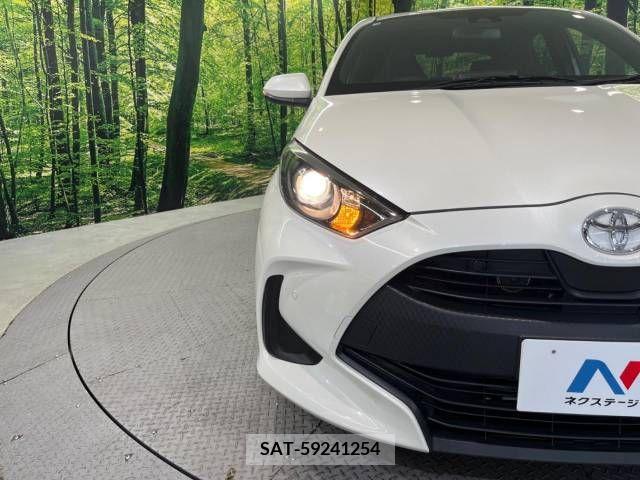 Toyota YARIS 2022-03 351702-11
