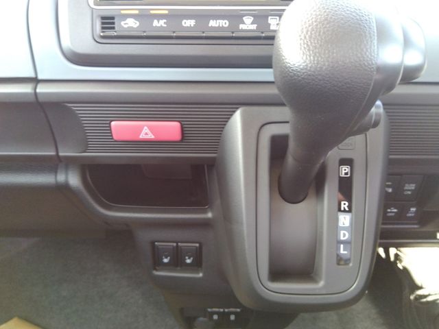 Suzuki SPACIA 2022-10 16327-10