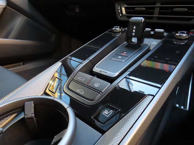 Porsche 911 2020-09 27085-11