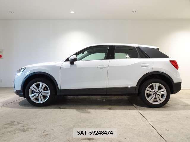 Audi Q2 2023-07 219532-6