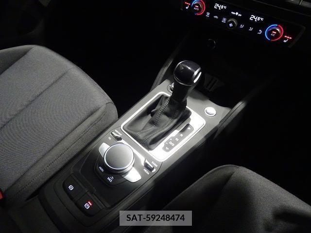 Audi Q2 2023-07 219532-15