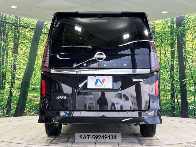 Nissan SERENA 2023-03 219624-16
