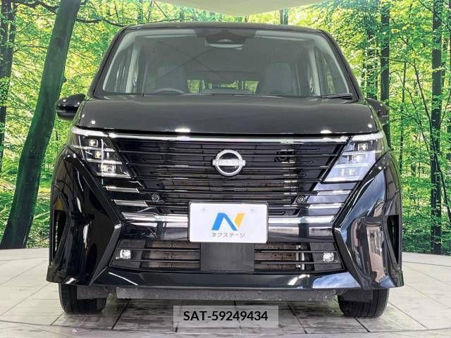 Nissan SERENA 2023-03 219624-15