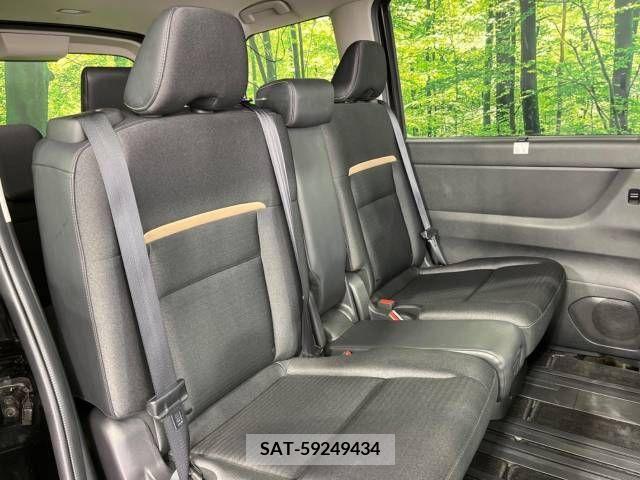 Nissan SERENA 2023-03 219624-9