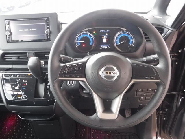 Nissan ROOX 2020-10 21253-1
