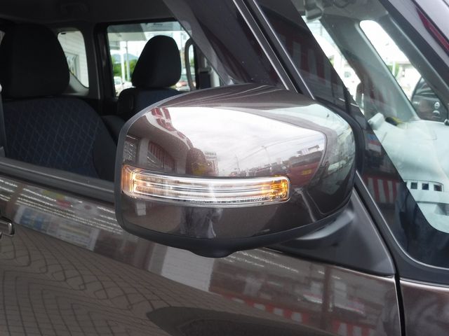 Nissan ROOX 2020-10 21253-4
