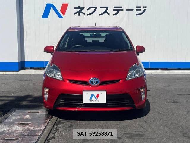 Toyota PRIUS 2013-10 366431-14