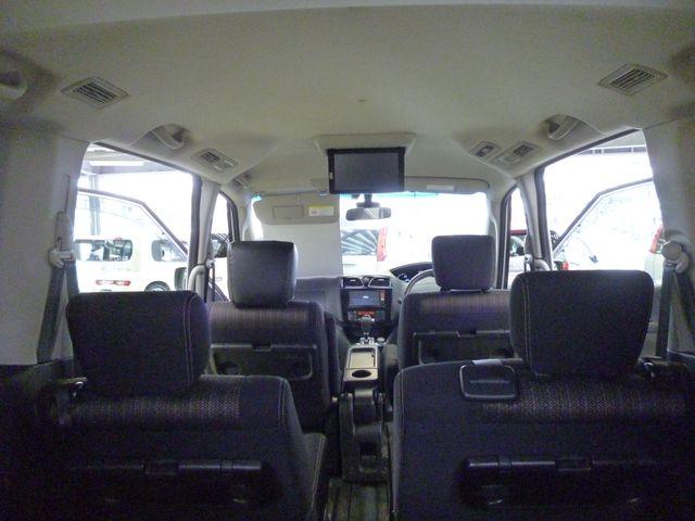 Nissan SERENA 2014-01 1030-18